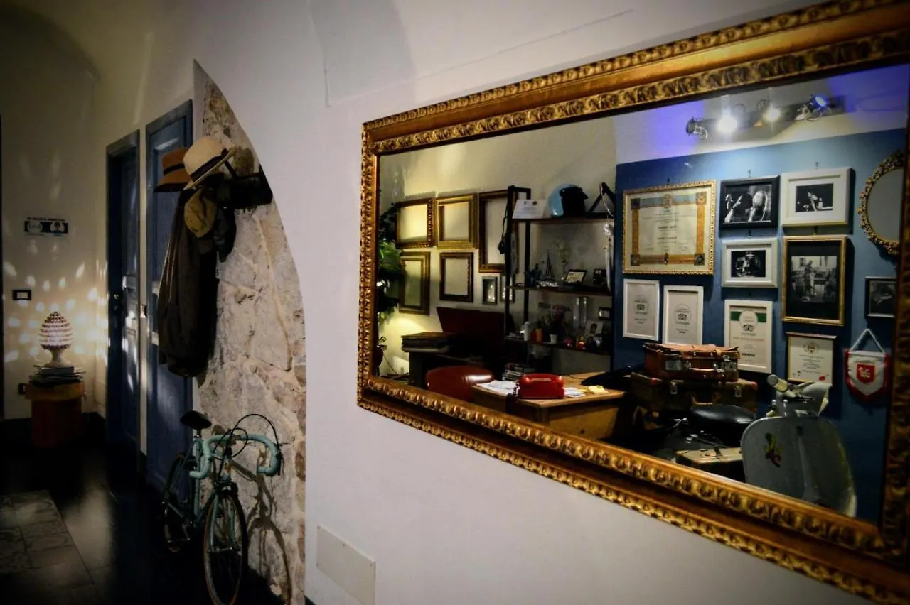 A Mo Casa Bed and Breakfast Comiso Bed & Breakfast