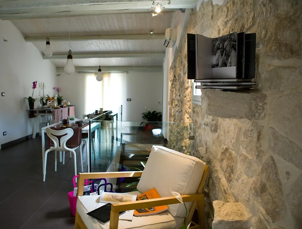 A Mo Casa Bed & Breakfast Comiso
