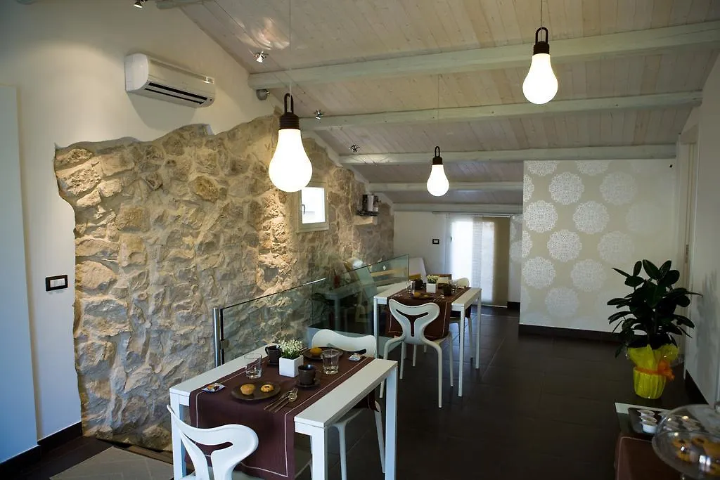 A Mo Casa Bed & Breakfast Comiso